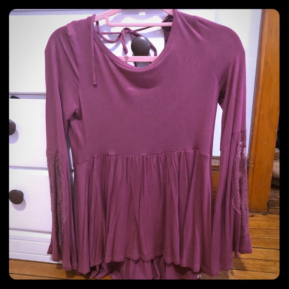 American Eagle mauve soft & sexy flare sleeve top
